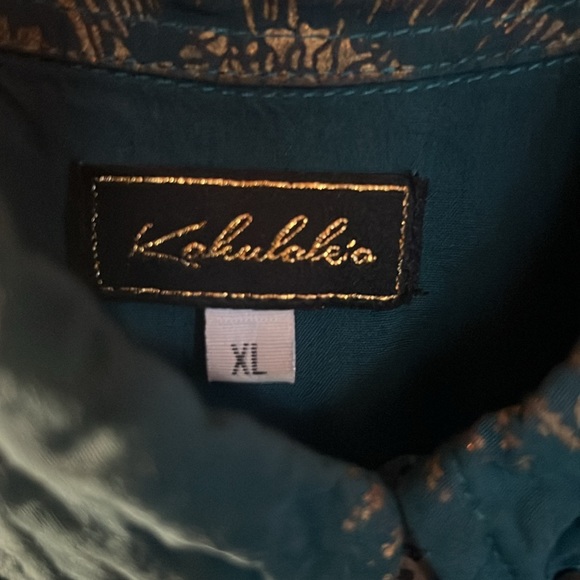 Kahulale’a XL Men’s Button Down - Picture 2 of 3